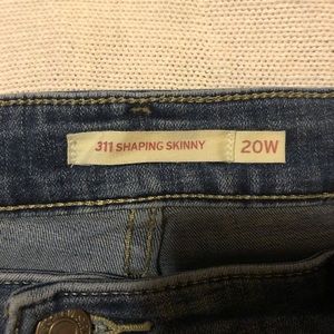 Plus Size Levi's (311) Size 20